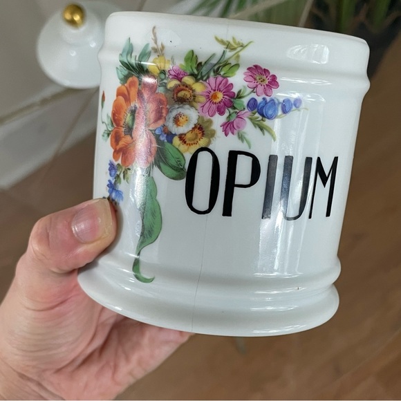 Vintage Limoges Opium Apothecary Pharmacy Porcelain trinket stash drug jar - Picture 8 of 10